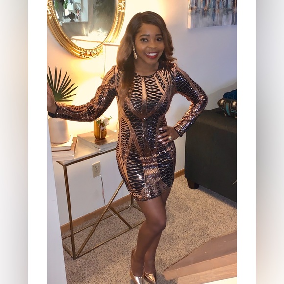 Sequins party dress - Picture 1 of 3